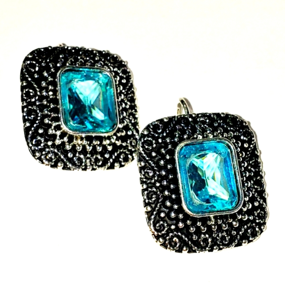 Earrings Silver Aquamarine Crystal NWT - Picture 3 of 6